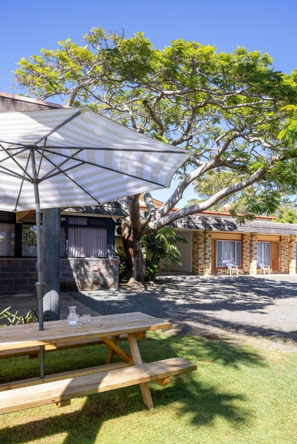 South Pacific Palms Motor Inn Tuncurry Exterior foto